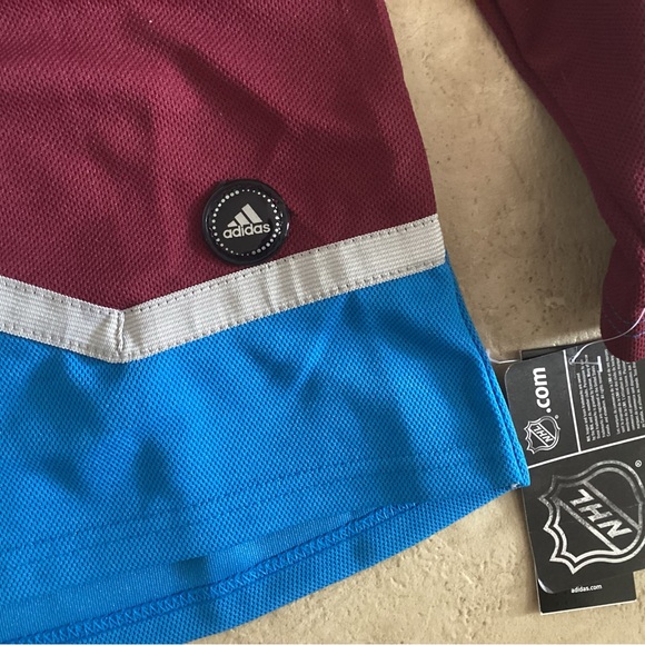 NWT Adidas Men’s Colorado Avalanche Hockey Jersey, Size Medium - Picture 3 of 7